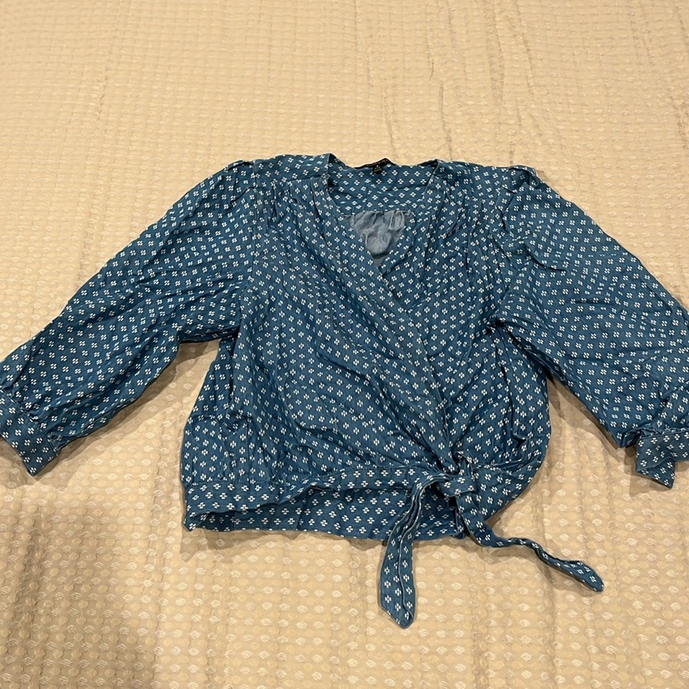 Blue wrap top